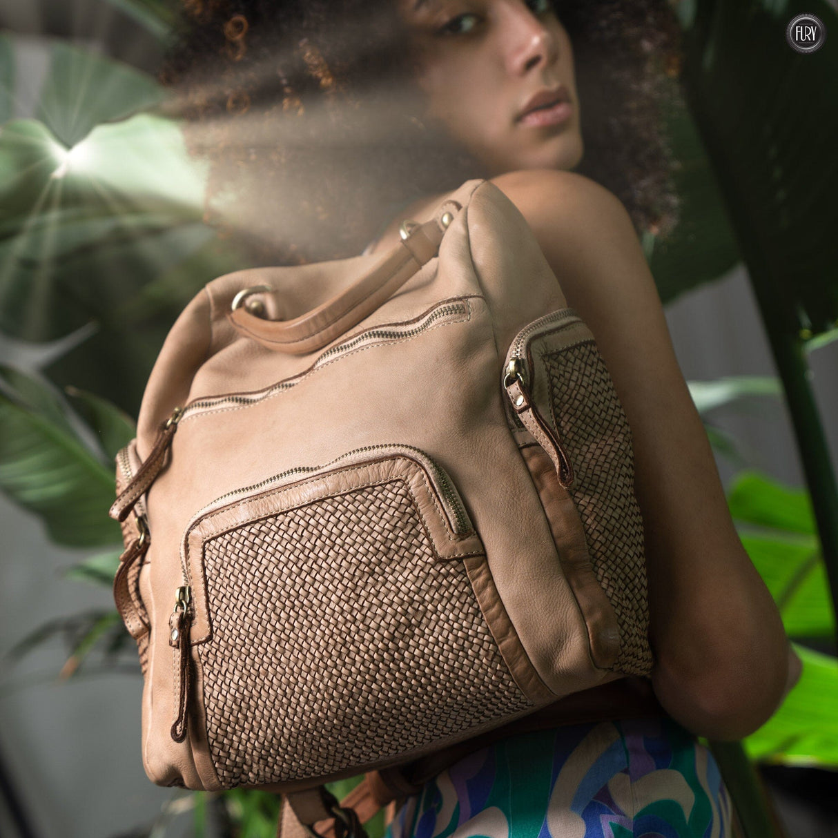 Zainetto multitasche in pelle intrecciata Fury