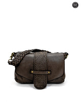 Borsetta Antea in pelle intrecciata