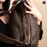 Borsa Iris Maxi in pelle intrecciata