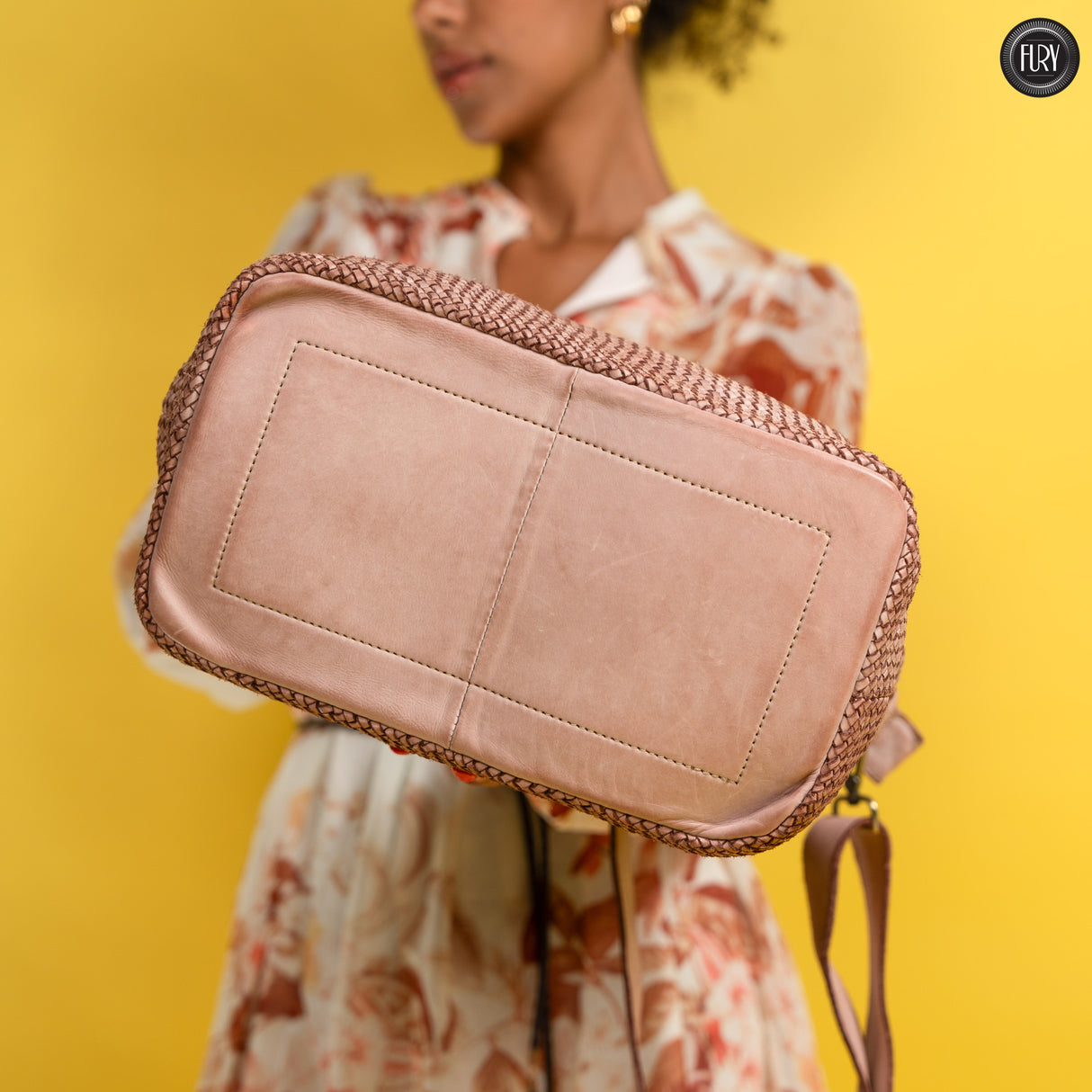 Borsa Tullia in pelle intrecciata