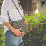 Borsa Francesca in pelle intrecciata Fury#colore_verde-militare