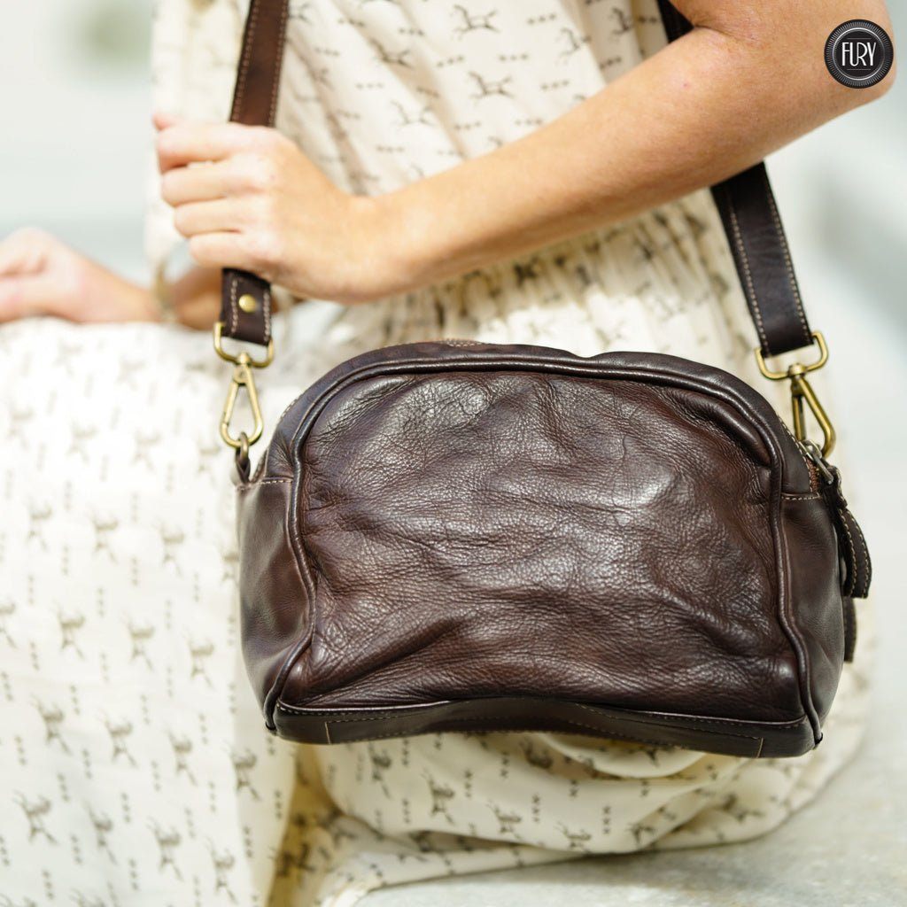 Pochette Isotta in pelle intrecciata Fury Bags#colore_testa-di-moro